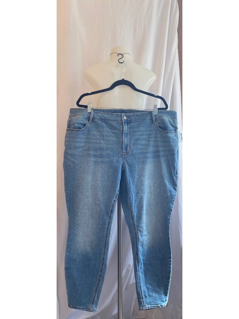 Old Navy NWT Blue Light Wash High Rise Wow Super Skinny Jeans 22 Short